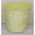 Light yellow storage bucket